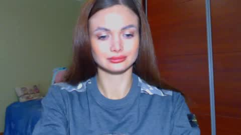 Snapshot of beauty_fruity chatting on March 8, 9:24 am Maria online show from March 8, 9:24 am