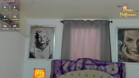 Ariana Reyes online show from October 25, 1:08 pm