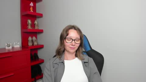Zoe online show from July 15, 10:31 am