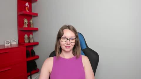Zoe online show from June 25, 6:40 am