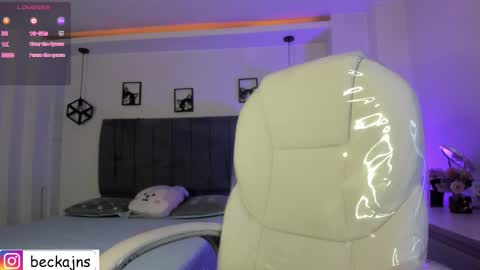 Marzhie online show from October 22, 2:22 pm