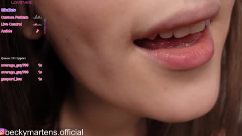 BeckyMartens come join me on    while im offline here  online show from February 14, 4:36 am