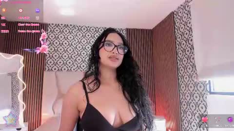 BELLA online show from July 31, 5:58 pm