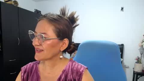 Bella online show from July 15, 1:32 am