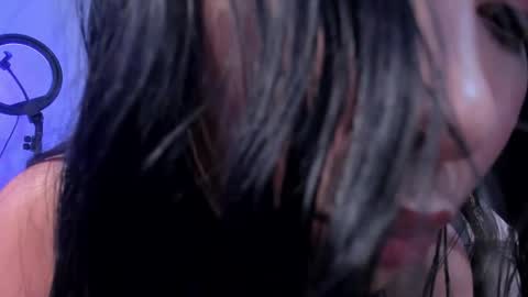 bella_hamilton online show from February 13, 3:19 am