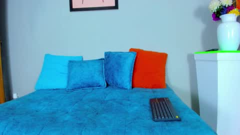 bella_sstone online show from November 8, 11:59 am