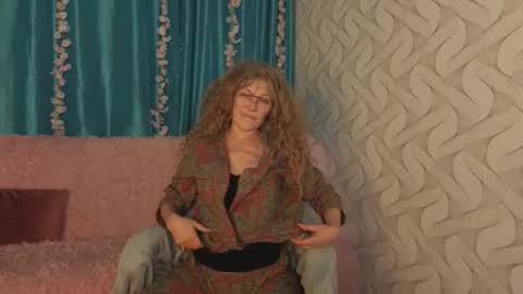 Bella online show from January 14, 4:23 pm