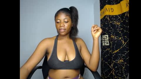 bella online show from July 4, 3:24 am