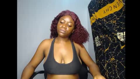 bella online show from June 12, 3:03 am