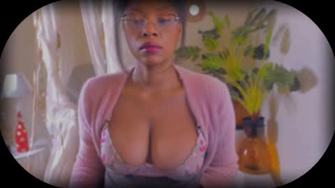 Bellah Blakes-Sarah Scrumptious Lee online show from October 27, 3:29 pm