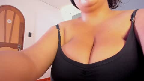 bellaboobs_ online show from July 23, 7:22 pm
