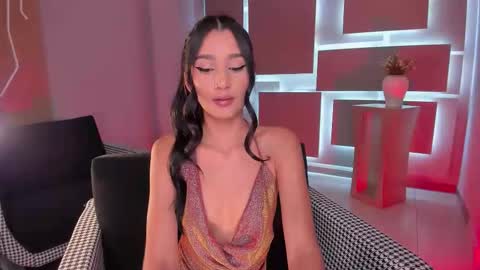 Snapshot of bellacarteer_ chatting on October 15, 1:03 pm Bella C online show from October 15, 1:03 pm