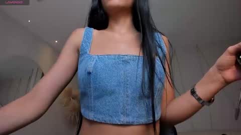Snapshot of bellacarteer_ chatting on February 18, 11:00 am Bella C online show from February 18, 11:00 am