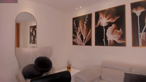 Snapshot of bellacarteer_ chatting on January 30, 12:06 pm Bella C online show from January 30, 12:06 pm