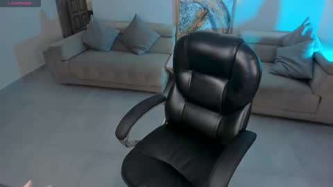 Snapshot of bellacarteer_ chatting on September 28, 11:21 pm Bella C online show from September 28, 11:21 pm