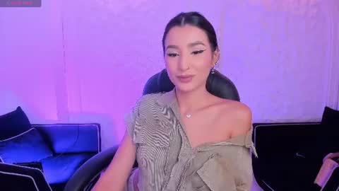  Bella C  online show from August 3, 7:30 pm