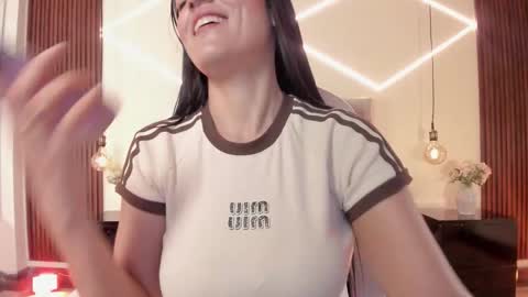 Bella Clair online show from January 15, 3:40 pm