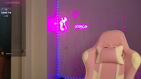 Bella Monroe online show from July 15, 3:55 am