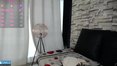 Snapshot of bellaodisea chatting on February 13, 4:17 pm online show from February 13, 4:17 pm