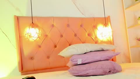 LUCIANA online show from November 5, 3:17 pm