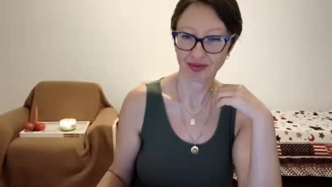 Emma online show from July 24, 7:55 pm