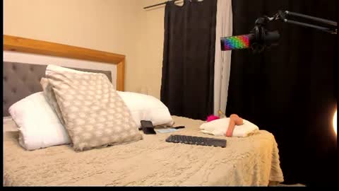 Bellaaa online show from July 25, 2:18 am