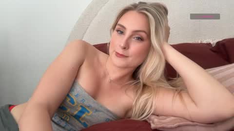 Isabella Ryder online show from March 30, 9:14 pm