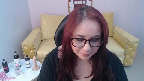 Bella online show from September 24, 4:17 pm