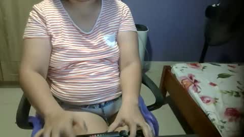 belle858889 online show from February 20, 1:08 pm