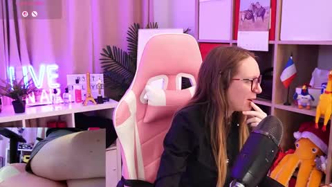 Alice online show from March 5, 7:37 am