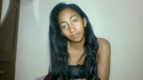 belle_annah online show from July 4, 1:18 pm