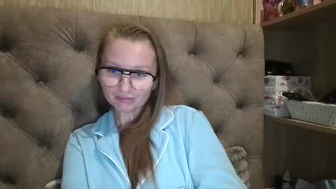 Amelia online show from November 2, 7:39 pm