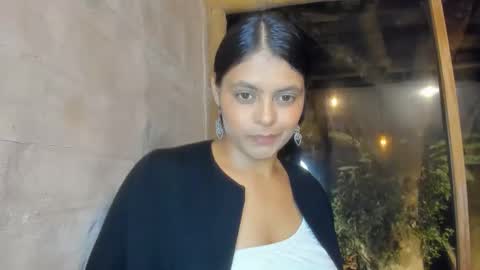 bellezacosmica online show from June 11, 2:00 am