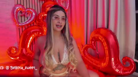 Snapshot of bellota_sweet chatting on February 14, 3:22 am  Bella  online show from February 14, 3:22 am