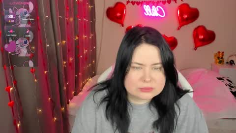 LinaBoo online show from February 18, 4:55 am