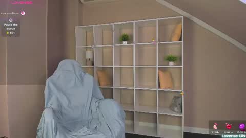 Berta  online show from August 9, 3:23 am
