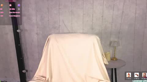 Berta  online show from May 8, 1:09 am