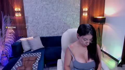 bethany_jones online show from February 22, 4:07 am