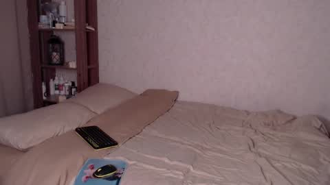 bethflatcher online show from November 8, 11:59 am