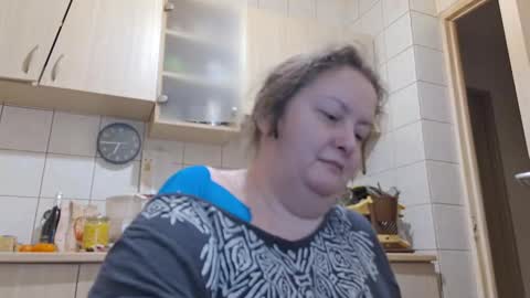 bethnorth online show from February 15, 4:37 am