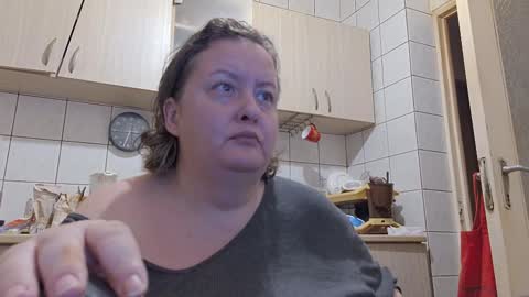 bethnorth online show from October 12, 3:31 am