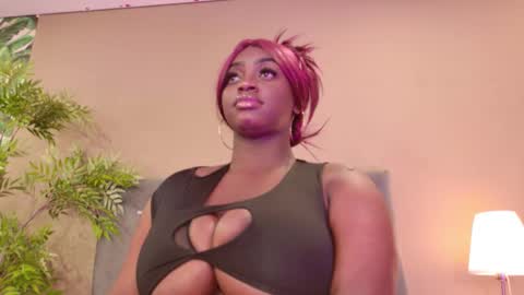 BETSY online show from November 27, 9:39 pm