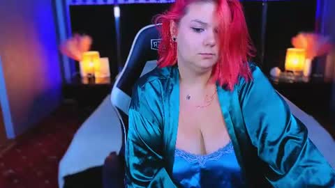 betttydark online show from July 4, 1:56 am