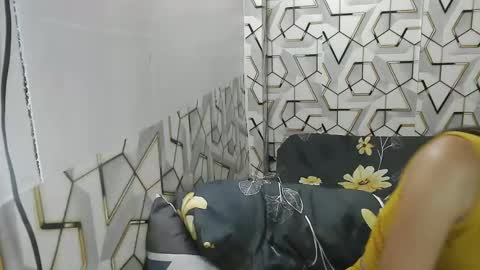 Snapshot of betty1105 chatting on February 26, 1:46 am betty1105 online show from February 26, 1:46 am