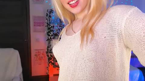 betty_murr online show from March 3, 7:25 am