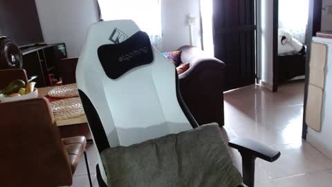 bibiana online show from February 3, 2:11 pm