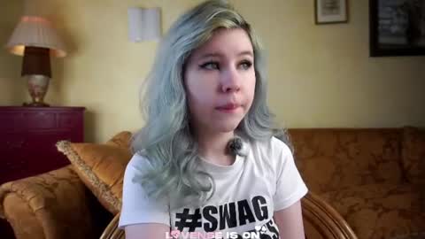 Eliz online show from June 28, 2:40 am