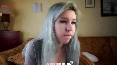 Eliz online show from June 23, 2:42 am