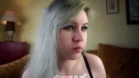 Eliz online show from July 2, 3:06 am