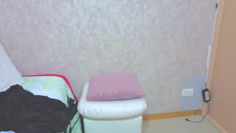 Snapshot of bianca_milfsexy chatting on October 16, 12:13 am B I A N C A online show from October 16, 12:13 am
